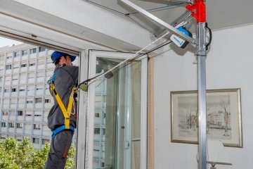 מערכת עיגון ניידת להתקנה בתוך חדרים